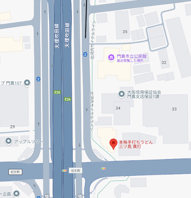 三ツ島 真對からの行列は図書館を超える長さに
